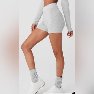 NWT ALO High-Waist Me Time Short size L